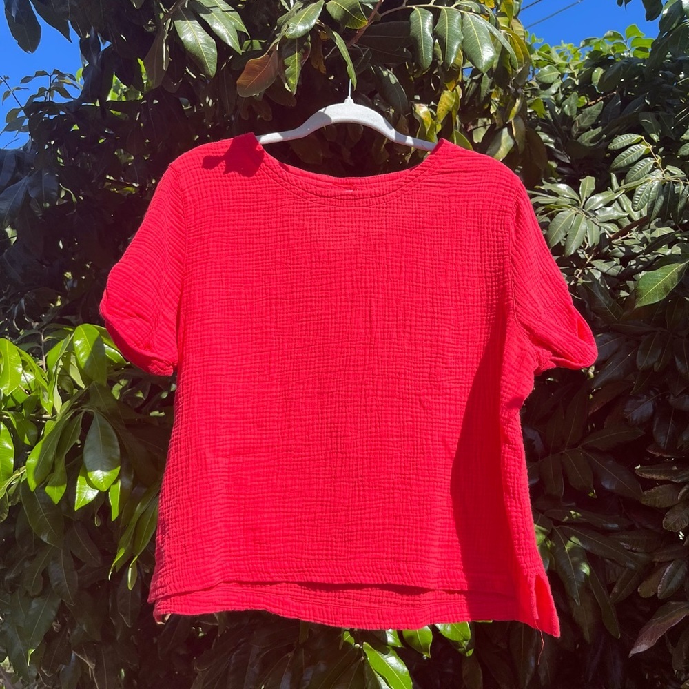 Magaschoni red gauze cotton short sleeve top